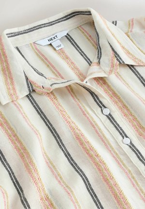 Mygtukais užsegama marškiniai su kreminiu pagrindu, puošta daugiapoliais horizontaliais dryžiais rožinės, geltonos ir juodos spalvos. Su baltomis sagomis ir apykakle.