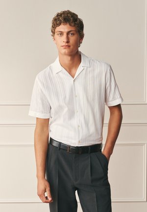 Next, Chemise - white stripe