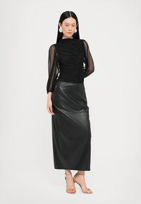 Hofmann Copenhagen FABIENNE - Bluză cu mânecă lungă - black