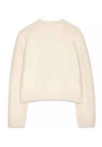 Kreminės spalvos megztinis su trumpa dizaino forma, ilgomis rankovėmis ir tekstūrinėmis siūlėmis bei apvaliu kaklu.
