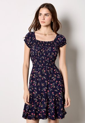 SMOCKED FLORAL PRINT MINI - Vestido informal - navy