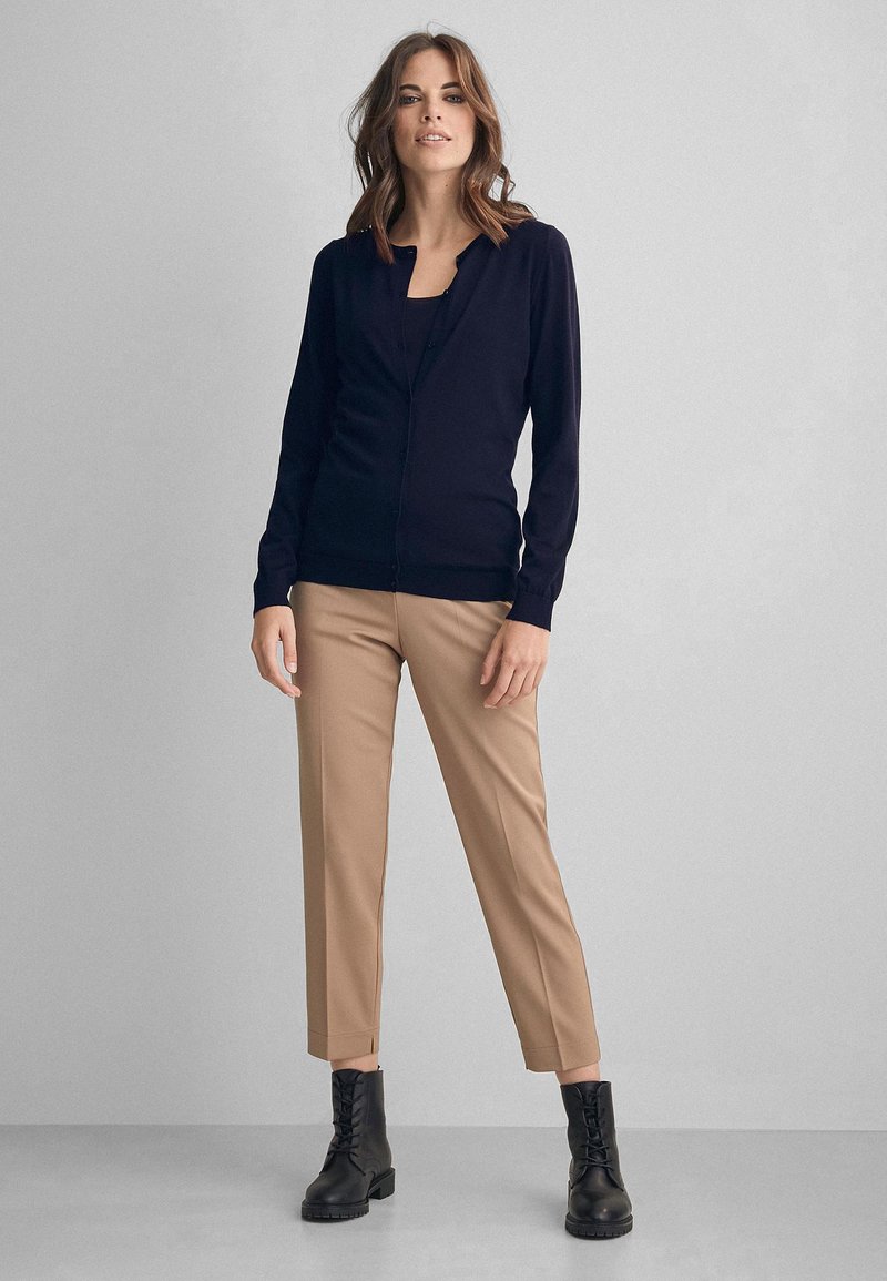 Damen Strickjacken | Falconeri ULTRALIGHT Strickjacke blue navy/dunkelblau - MT98953 Damen Strickjacken | Falconeri ULTRALIGHT Strickjacke blue navy/dunkelblau - MT98953