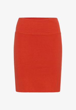 Roter elastischer Minirock mit einem Bund, der eine glatte Textur aufweist und keine sichtbaren Muster oder Elemente hat. Einfaches und eng anliegendes Design.