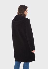 Oakwood ANGELIQUE REVERSIBLE - Manteau classique - black