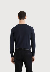 DOCKERS REGULAR FIT CREWNECK  - Maglione - navy blazer blue