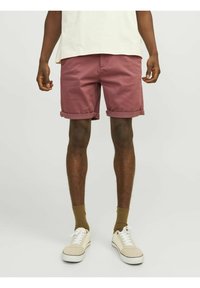 Jack & Jones JPSTBOWIE SOLID MID - Shorts - roan rouge