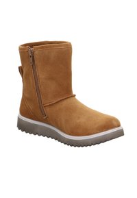 Stivaletto in suede marrone con zip laterale, punta arrotondata e suola in gomma testurizzata. Presenta un tacco piatto e un semplice dettaglio di cucitura.