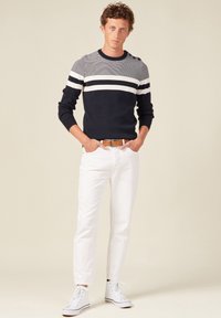 BONOBO Jeans MIT LANGEN ÄRMELN - Trui - bleu marine