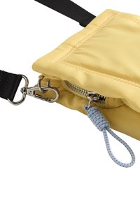 PARFOIS LAURIS żółty