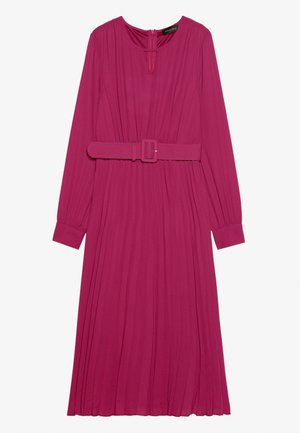 Fuksijasta obleka z dolgimi rokavi in plisiranjem, z pasom in dekoltejem v obliki ključavnice. Gladek material z oblikovanimi manšetami.