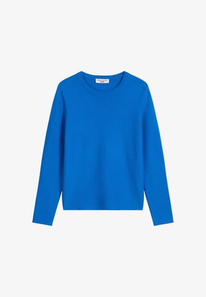 Niebieski sweter z długim rękawem i okrągłym dekoltem. Wykonany z miękkiej, teksturowanej tkaniny. Posiada prosty dół i delikatne detale szwów.