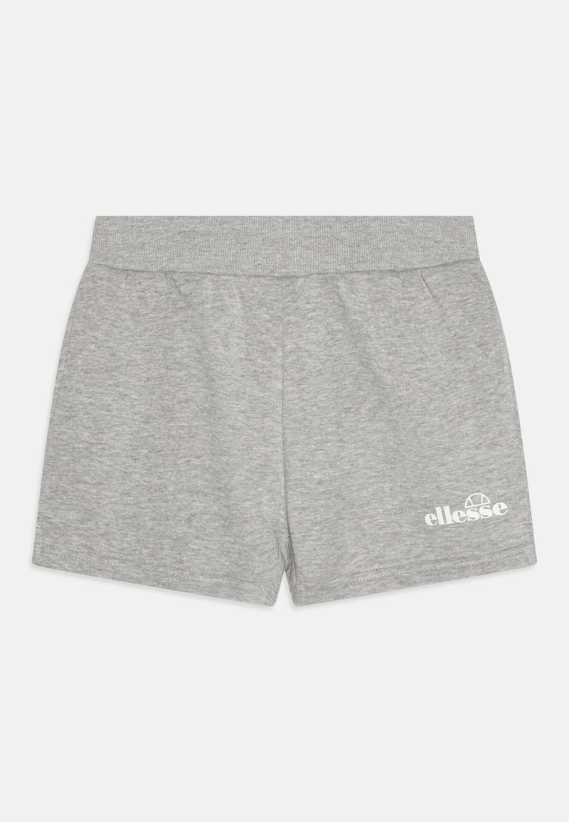 Shorts en tricot de coton gris clair avec une ceinture élastique et un petit logo blanc "ellesse" sur la partie inférieure de la jambe droite.