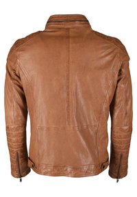 Die braune Lederjacke verfügt über ein strukturiertes Design, Reißverschlussärmel und eine glatte Oberfläche mit genähten Akzenten an den Schultern und am Rücken.