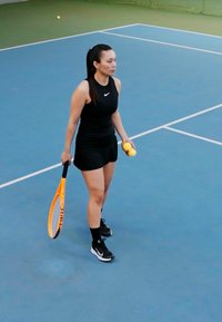 Nike Performance ADVANTAGE SKIRT SHORT - Falda de deporte - black/white