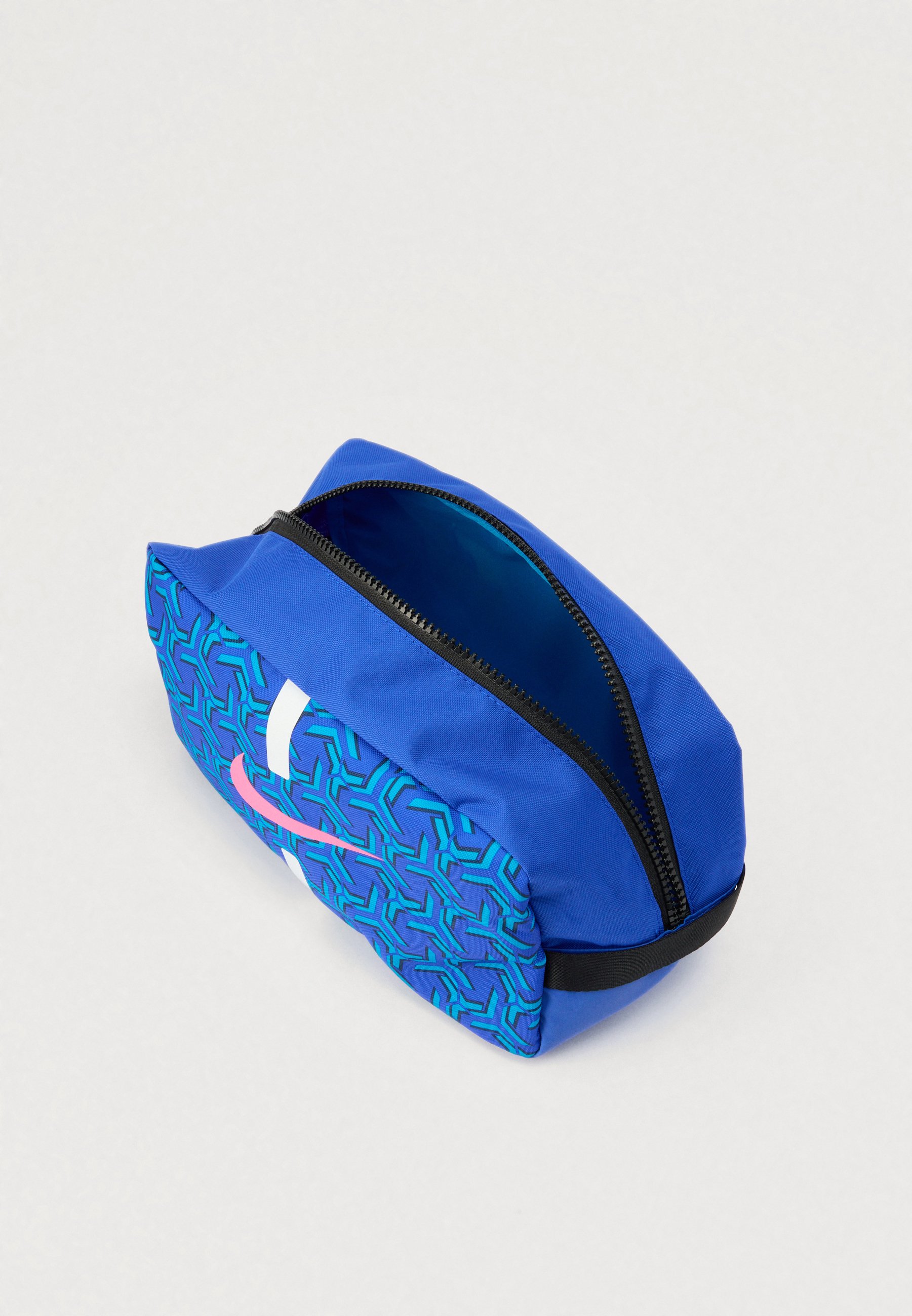 nike cosmetic bag