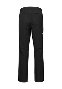 Zwarte broek met een elastische tailleband, rechte pijpen en een logo op de achterzak. Het materiaal lijkt lichtgewicht en glad te zijn.