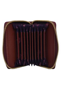 Compact bordeaux portefeuille met gouden rits, voorzien van meerdere accordeon-stijl kaartslots met een donkere paarse binnenkant en een subtiel bloemenpatroon.