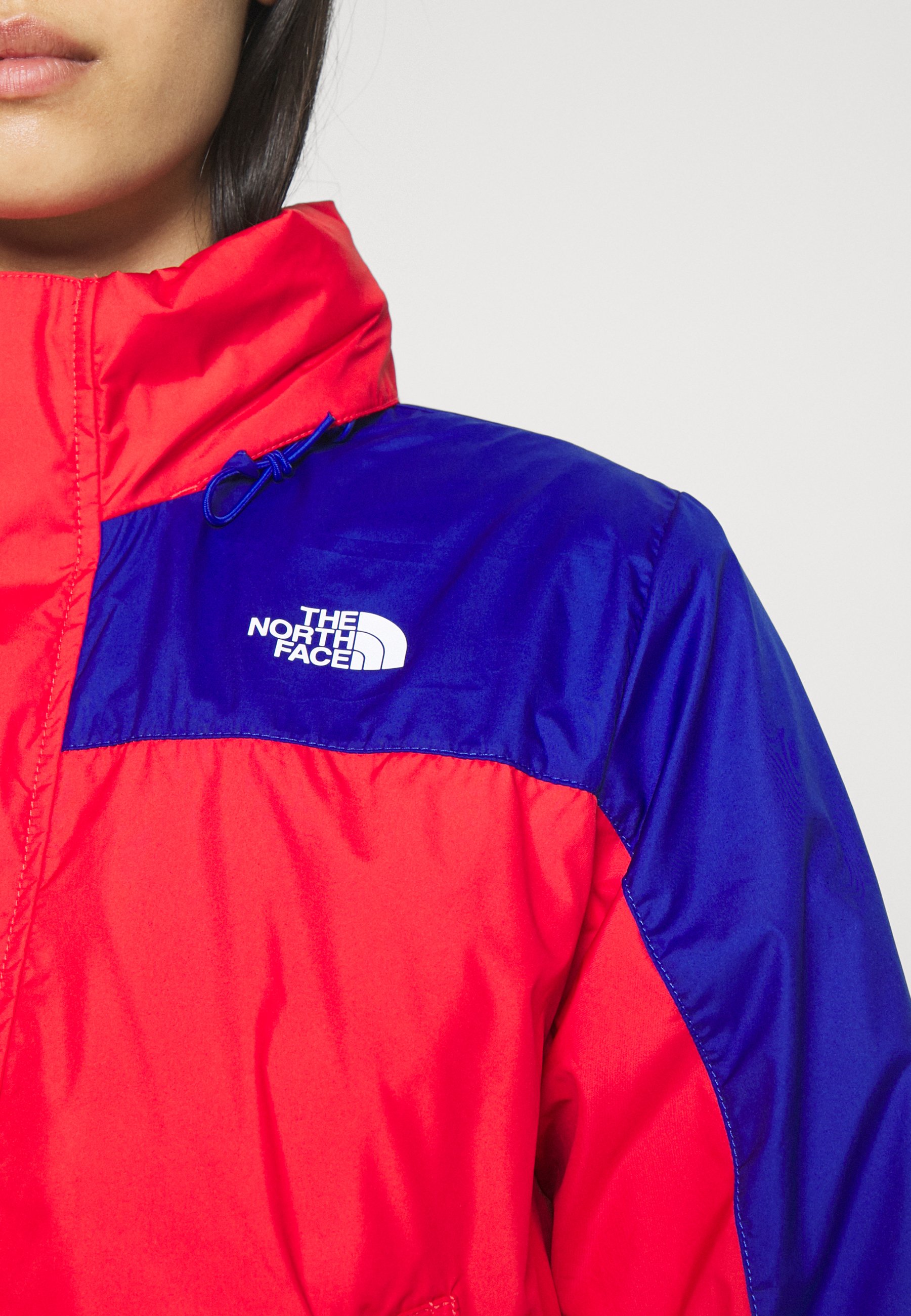 north face windrunner