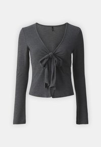 Unselected, black melange