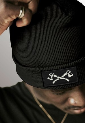 Neverless MIT PATCH WALD HOLZ AXT - Beanie - schwarz