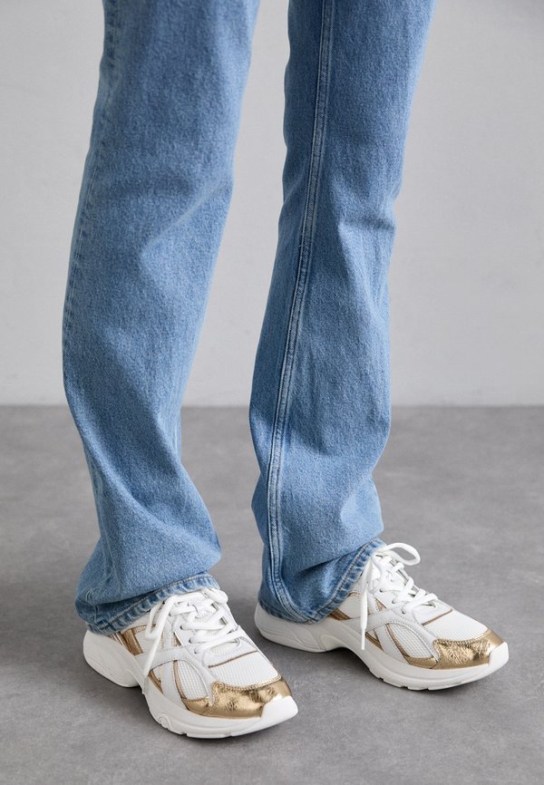 LEO TRAINER - Trainers - pale gold