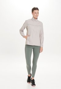 Endurance Runningjack - atmosphere