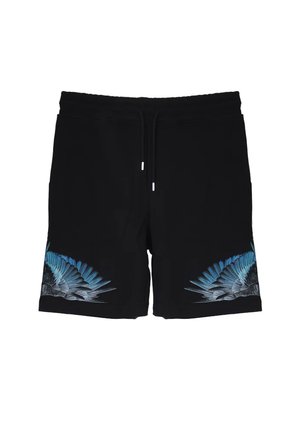 Pantaloncini neri con elastico in vita e coulisse, con motivi a forma di ali piumate blu e grigie vicino all'orlo inferiore di ogni gamba.
