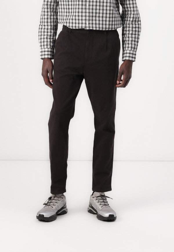 ISAAC CASUAL - Chinos