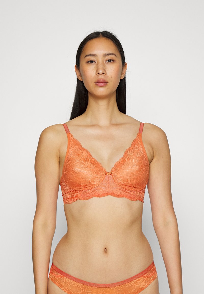 Triumph AMOURETTE CHARM - Sutiã triangular - sienna