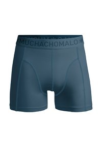 Temno modri bokserici z gladko teksturo, opremljeni z blagovno znamko na pasu z napisom "MUCHACHOMALO" in šivanimi detajli za izboljšanje dizajna.