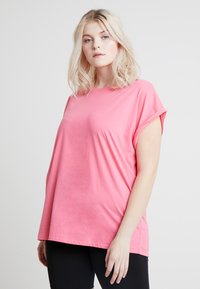 Urban Classics - LADIES EXTENDED SHOULDER TEE - T-shirt basic - pinkgrapefruit Immagine in miniatura 1