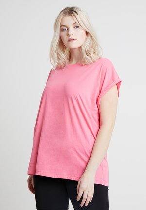 Übergroßes T-Shirt mit kurzen Ärmeln in leuchtendem Pink, aus weichem Stoff gefertigt, mit lockerem Schnitt und umgeschlagenen Ärmeldetails.