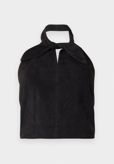 Črna nubuk torba za čez ramo z širokim trakom, ki je na vrhu zavezana v vozel, z mehkimi, ohlapnimi oblikami in gladko obdelavo.