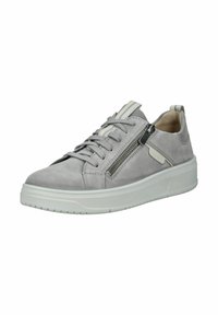 Sneaker in suede grigio con suola in gomma bianca, caratterizzato da lacci e una zip decorativa sul lato. Accentuato da un dettagliato pull tab a righe.
