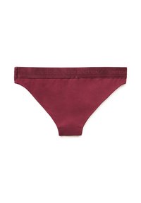 Bordeauxfarbene Bikinislips mit glatter Textur und einem breiten Bund, der mit dem eingeprägten Logo von United Colors of Benetton versehen ist.