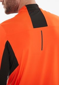 Endurance LANBARK M - Langarmshirt - flame