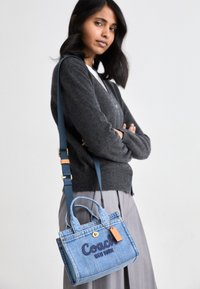 COACH CARGO TOTE BAG 20 - Handtasche - indigo