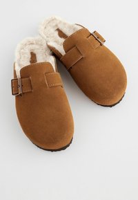 Next REGULAR FIT - Hausschuh - tan brown