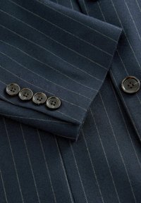 Thumbnail Image 6