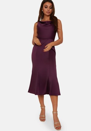 Cocktail dress / Party dress - purple