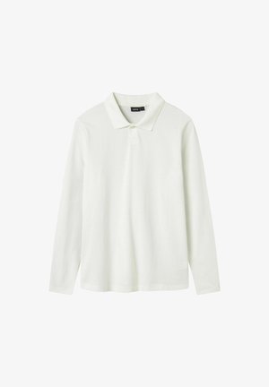 Polo - white alyssum