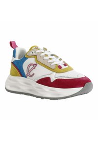 Bunt gemusterter Sneaker aus Wildleder und Leder in Weiß, Rot, Blau, Gelb und Beige mit einer strukturierten Sohle und pinkem Fersenbereich.