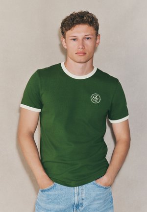REGULAR FIT  - Camiseta estampada - green