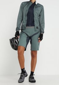 Craft Pantalón corto de deporte - turquoise