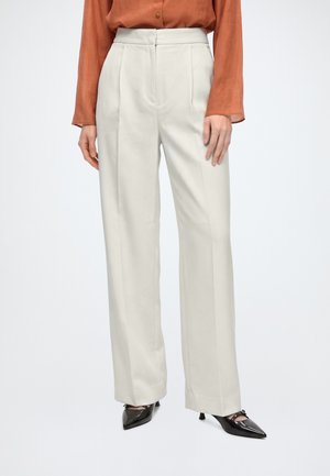 Copenhagen Muse, CMTAILOR - Панталони - creme