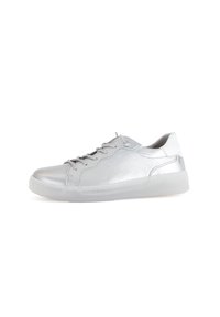 Zilveren leren low-top sneakers met een gladde afwerking, tonale veters en een doorschijnende rubberen zool. Ronde neus en subtiele naaddetails.