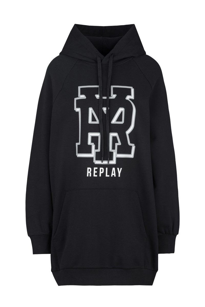 Schwarzer Hoodie mit einer frontalen Kängurutasche, gerippten Bündchen und einer Kapuze mit Kordelzug. Mit auffälligen weißen Buchstaben "R" und "REPLAY" auf der Vorderseite.