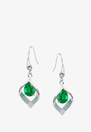 Boucles d'oreilles en pierre précieuse verte en forme de goutte, avec un sertissage en argent et des accents de petites pierres claires et bleues.