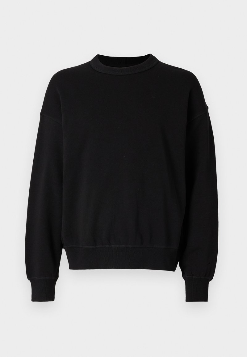 Czarny sweatshirt wykonany z gładkiego materiału, z okrągłym dekoltem, długimi rękawami i dopasowanymi mankietami, z luźnym krojem w talii.