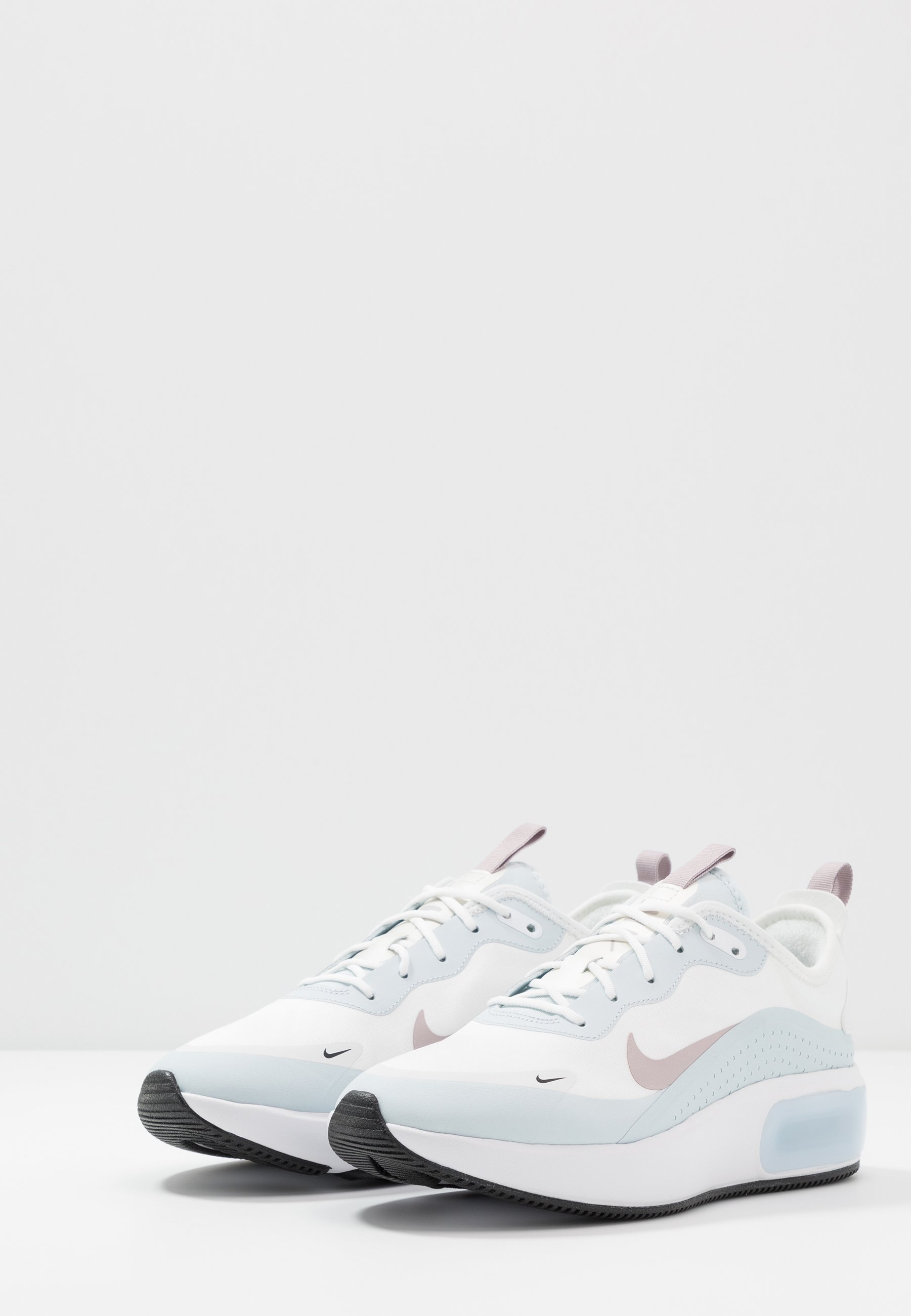 Nike Sportswear Joggesko summit whiteviolet ashaura Nike Sportswear Joggesko summit whiteviolet ashaura